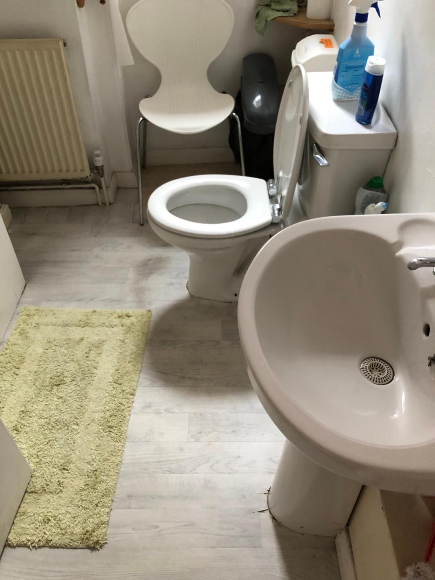 An Extra Large Room With Patio & Own Front Entrance Rotherham Rawmarsh Extérieur photo